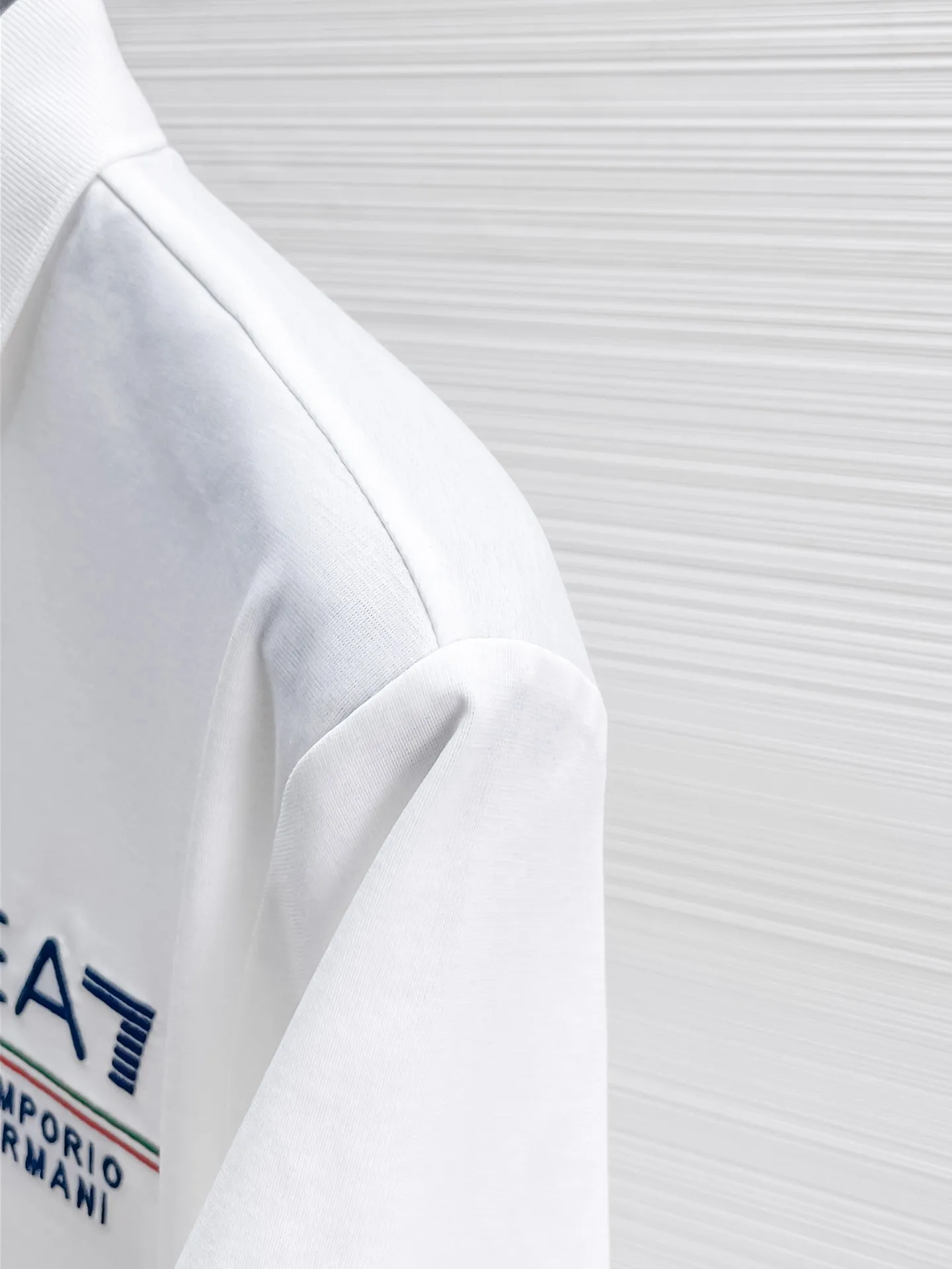 2026ss New Arrival logo Polo ！Classic ，Premium ！ ， ，Quality / ， ！ 100% ， ，Breathable ， ！ Classic LOGO ， ，LOGO ， ， Classic ！ ， ， LOW ， Versatile Polo ！ ： Size：M-4xl， ！